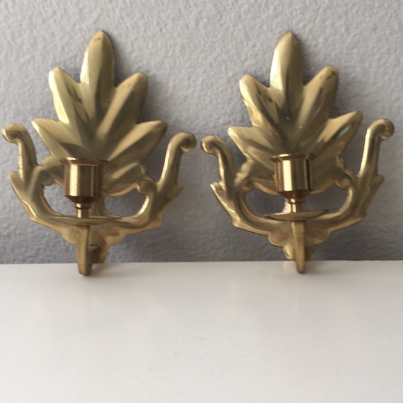 Two Matching Vintage Gold Tone Candle Wall Sconces - Picture 12 of 14